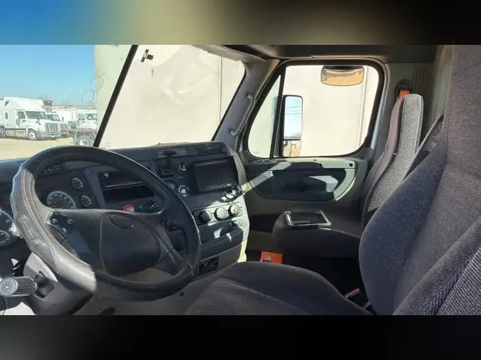 2018 FREIGHTLINER/MERCEDES CASCADIA 113