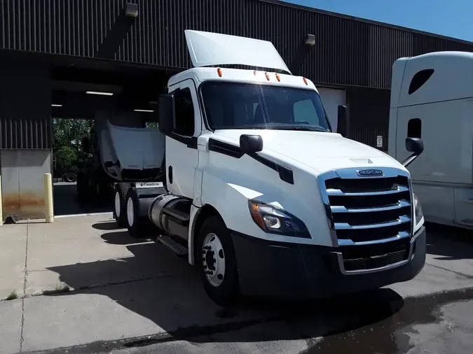 2019 FREIGHTLINER NEW CASCADIA PX12664