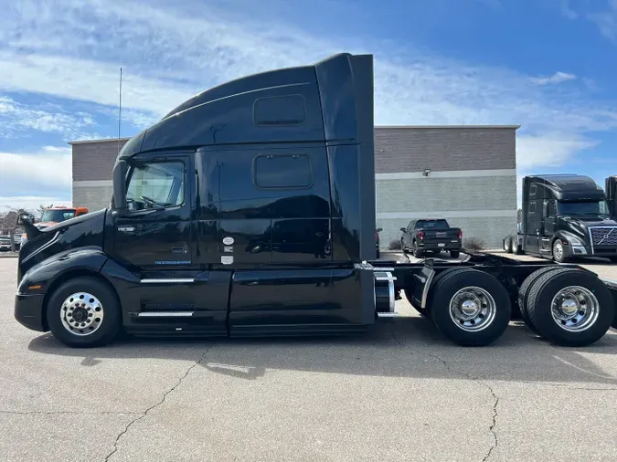 2021 Volvo VNL 860