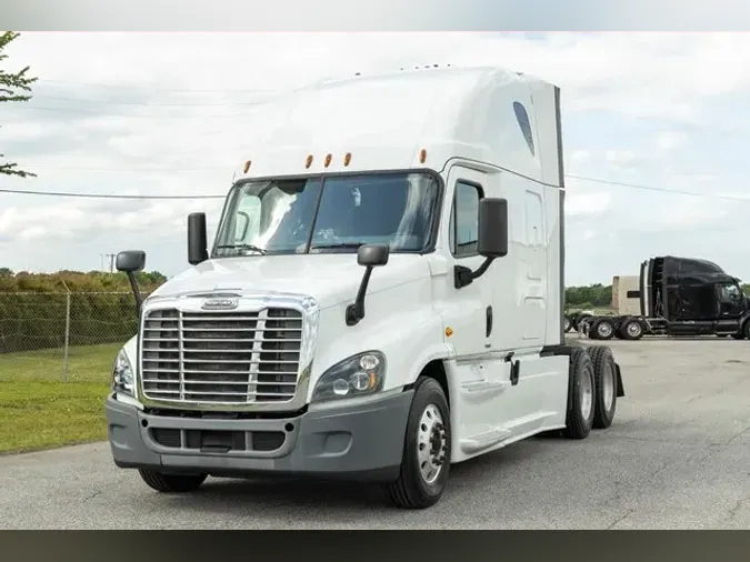 2017 FREIGHTLINER CASCADIA 126b088dab10ec425062f78e97e3778d75b