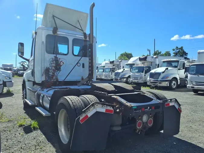2019 FREIGHTLINER NEW CASCADIA 126