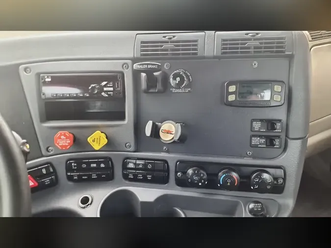 2019 FREIGHTLINER/MERCEDES CASCADIA 125b08f61a9050029a42bff5046c2b3d318
