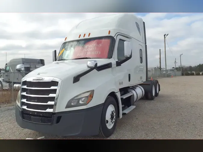 2020 FREIGHTLINER/MERCEDES NEW CASCADIA PX12664b08fb9546a870e8e2f8acfcd8b82c452