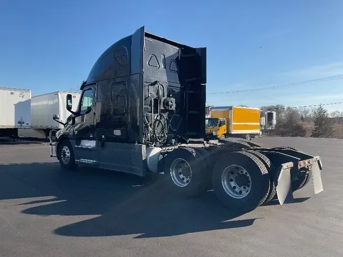 2019 Freightliner T12664ST