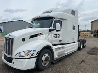 2023 PETERBILT 579
