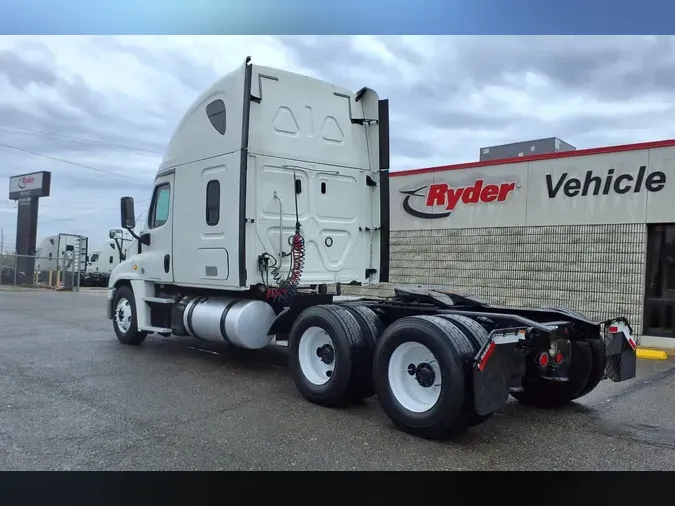 2018 FREIGHTLINER/MERCEDES CASCADIA 125