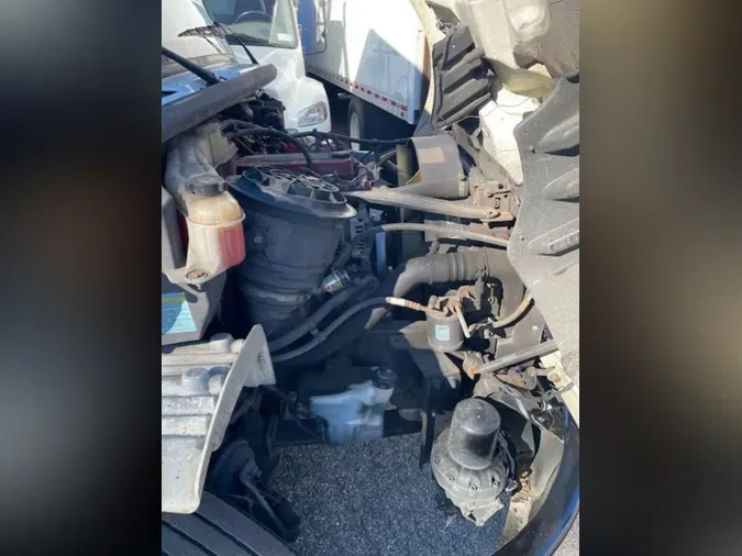 2018 FREIGHTLINER/MERCEDES M2 106b0a1b5eca95472cf85f6c4317fa046ba