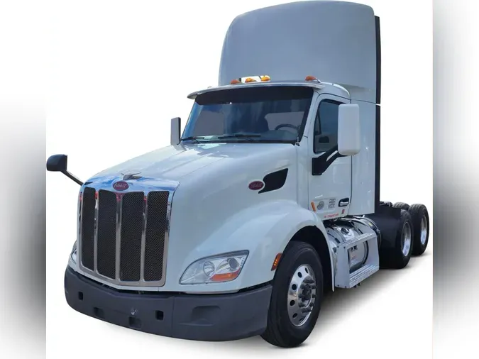 2020 Peterbilt 579b0a27e4a25ddce456be98b621912fc99