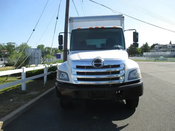 2019 HINO 268