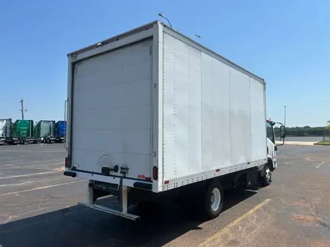 2019 ISUZU NPR-HD