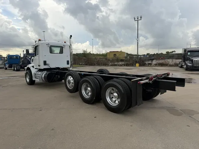2023 Peterbilt 567