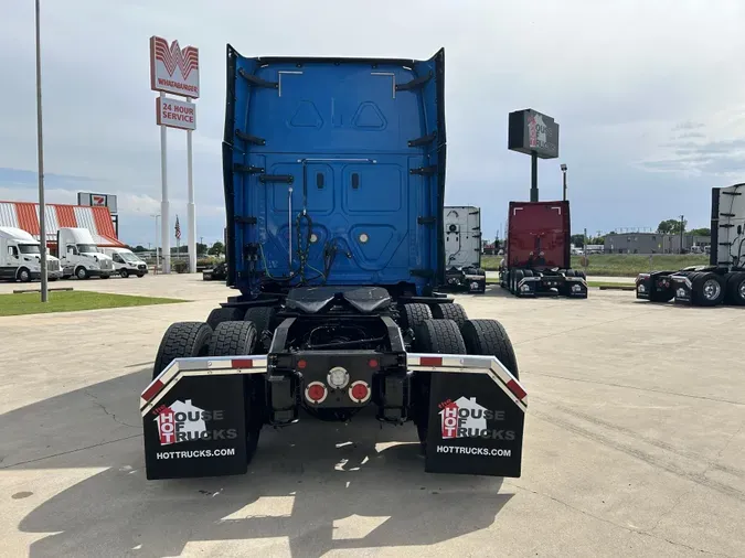 2021 Freightliner Cascadia