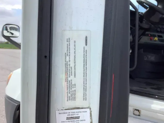 2019 Freightliner Cascadia 126