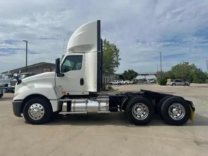 2019 International LT625