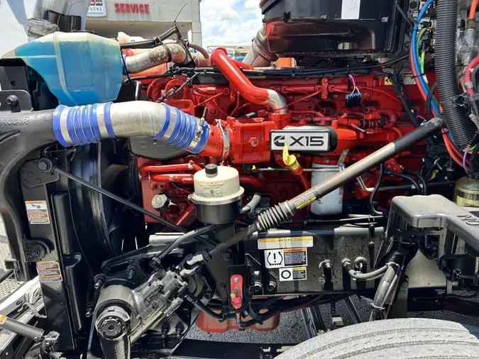 2021 Peterbilt 579b0b6c1ccbfc48ad9a05c9212d3635f4c