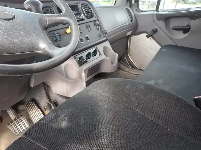 2019 FREIGHTLINER/MERCEDES M2 106
