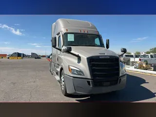2024 Freightliner Cascadia 126