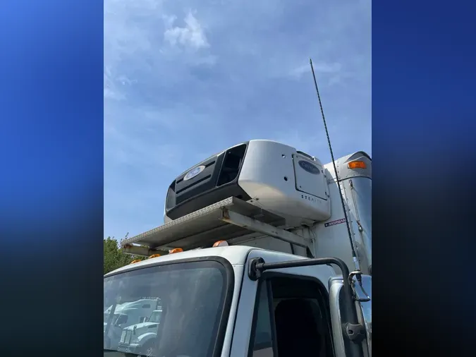 2016 FREIGHTLINER/MERCEDES M2 106