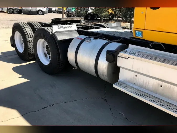 2019 INT LT625 6x4