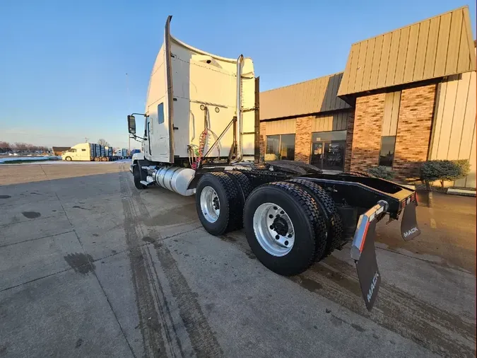 2021 MACK ANTHEM AN64T