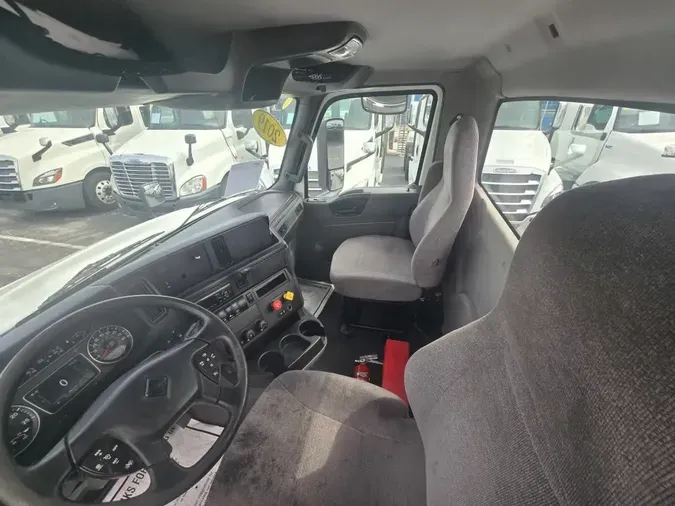 2019 NAVISTAR INTERNATIONAL RH613 DAYCAB S/A