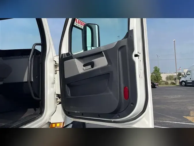 2020 FREIGHTLINER CA126