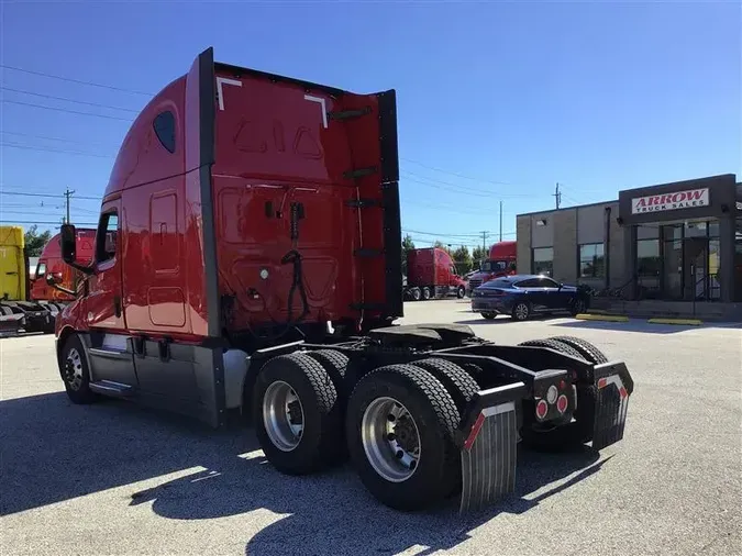 2020 FREIGHTLINER CASCADIA