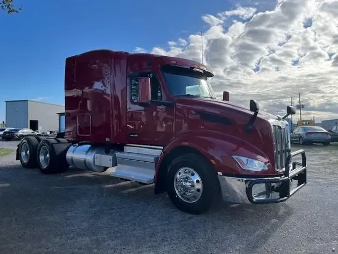 2022 Peterbilt 579