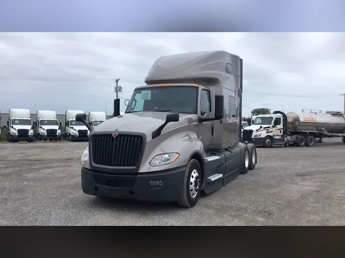 2022 International LT