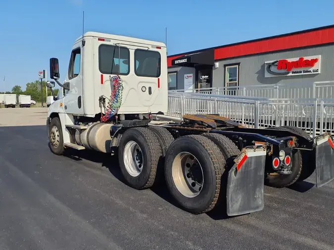 2018 FREIGHTLINER/MERCEDES CASCADIA 125