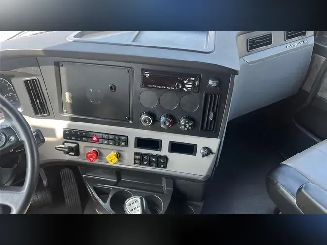 2021 FREIGHTLINER CA126
