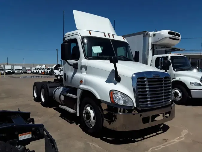 2016 FREIGHTLINER CASCADIA 125