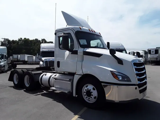 2020 FREIGHTLINER/MERCEDES NEW CASCADIA PX12664