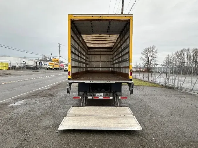 2018 Freightliner M2