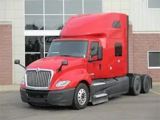 2018 INTERNATIONAL LT