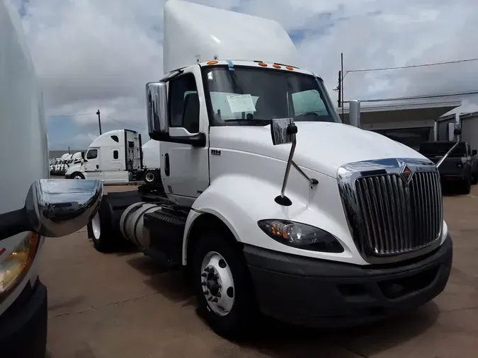 2020 NAVISTAR INTERNATIONAL RH613 DAYCAB S/A