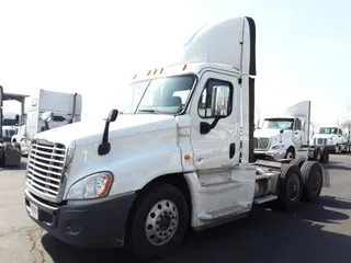 2017 Freightliner CASCADIA 125