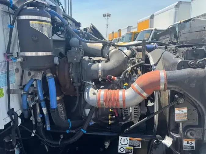 2020 Peterbilt 337