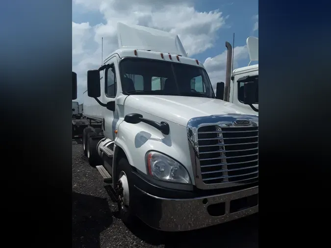 2018 FREIGHTLINER/MERCEDES CASCADIA 125b0efc598f4794a001a13df8ea9e85c82