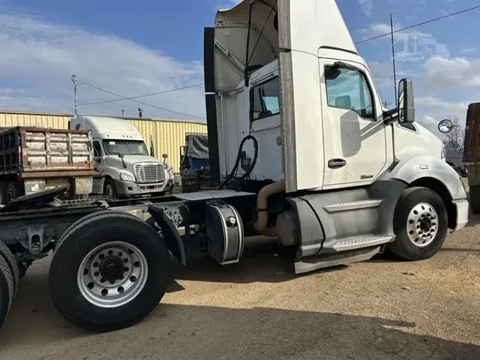 2019 KENWORTH T680b0f1f900ddfbf6ac8f2677d1f7092806