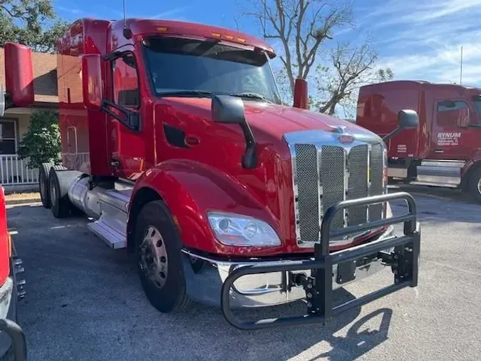 2022 Peterbilt 579