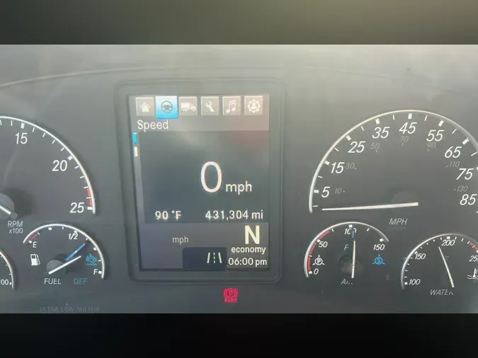 2020 Freightliner Cascadia 126