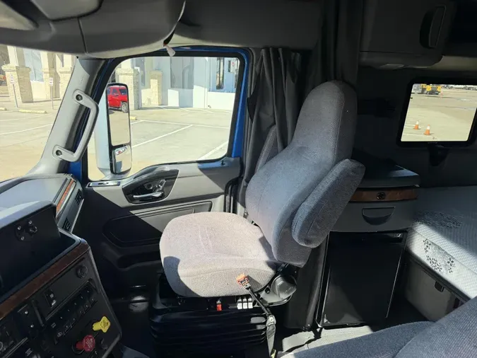 2022 International LT625b0f3e81c713c9f24c82e41bc855fd6f7