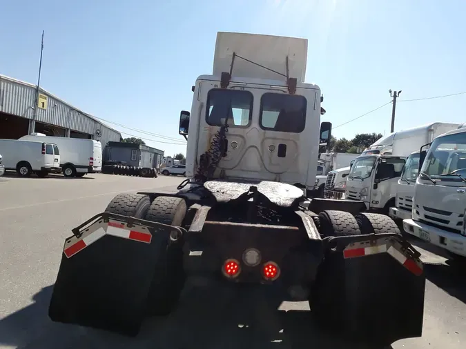 2016 FREIGHTLINER/MERCEDES CASCADIA 113