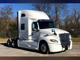 2019 International LT625 6x4