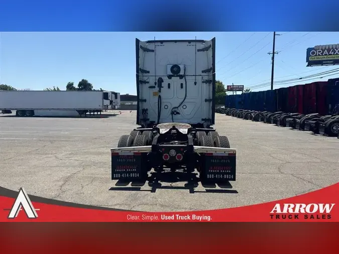 2020 FREIGHTLINER CA126
