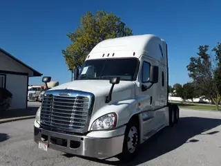 2018 FREIGHTLINER/MERCEDES CASCADIA 125