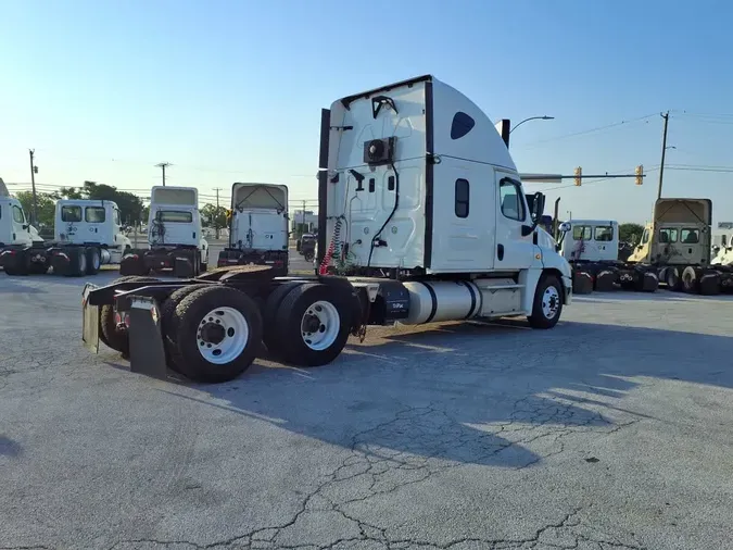 2017 FREIGHTLINER CASCADIA 125