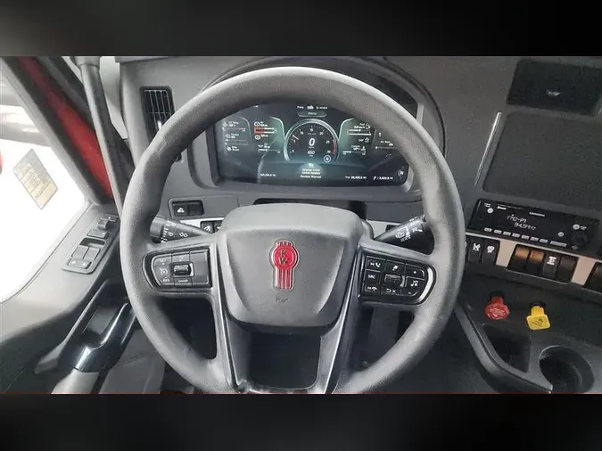 2022 KENWORTH T680