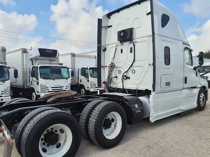 2020 FREIGHTLINER NEW CASCADIA PX12664